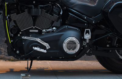 Hyper Visionシリーズ クリアダービーカバー（Softailモデル対応） | MOSN