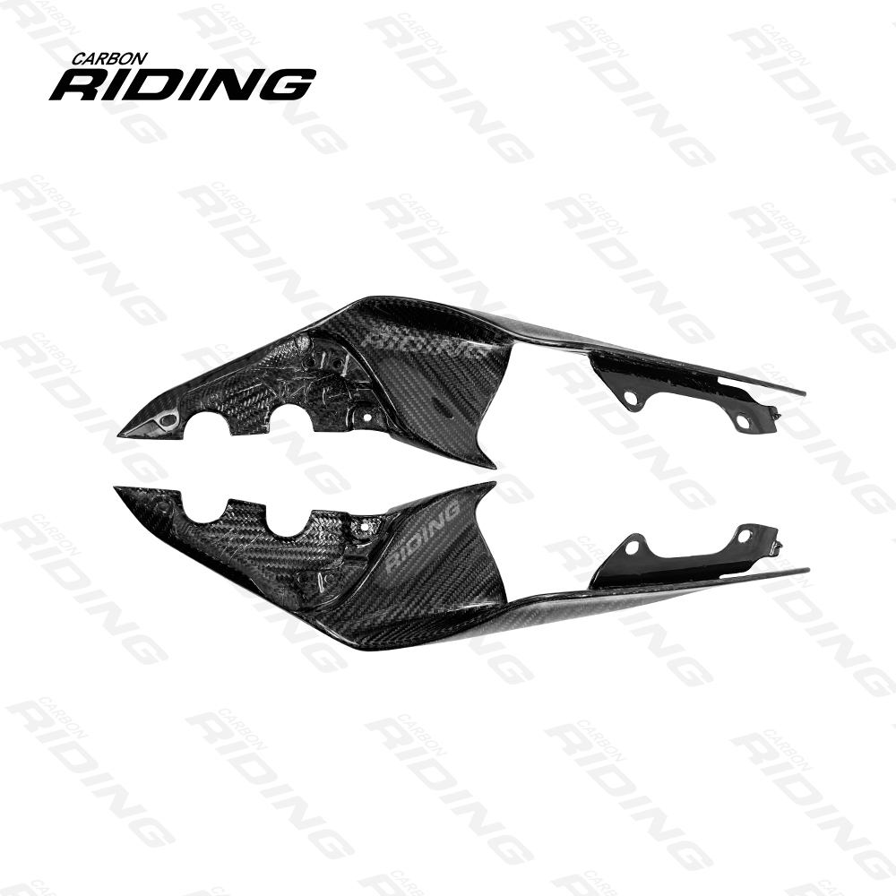 YZF-R1テールサイドカバー